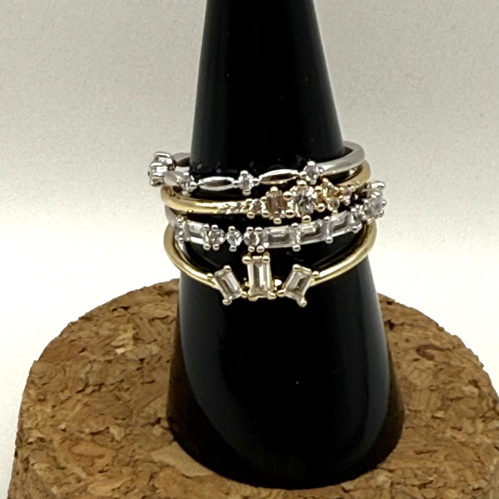 Bomb Party Delicates Stars Breathing Softness Into Night Stackable Rings Size 8 40$